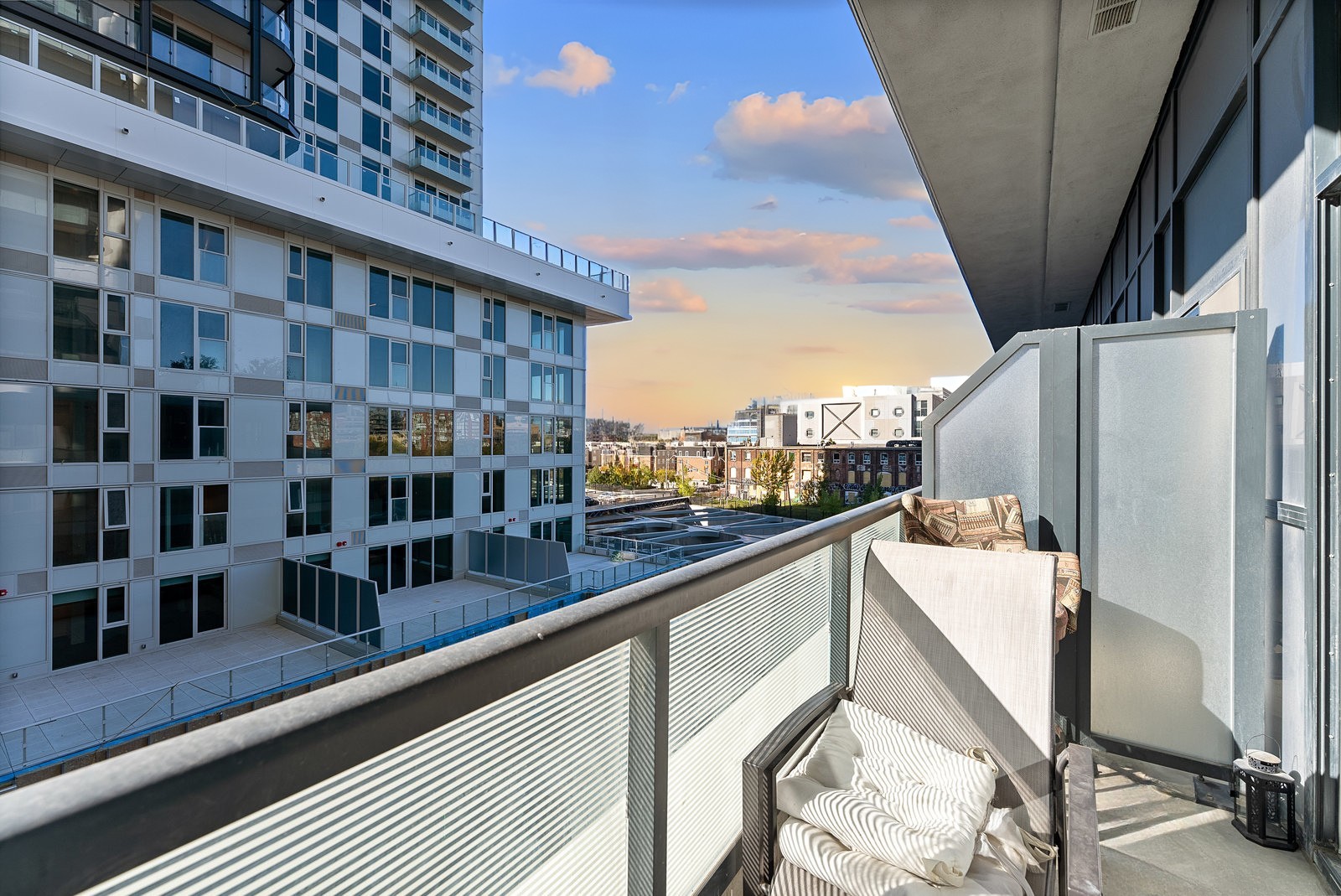 028_28_405_-_50_ordnance_st_759 - Edited | Liberty Village Toronto | Your Online Neighbourhood Guide