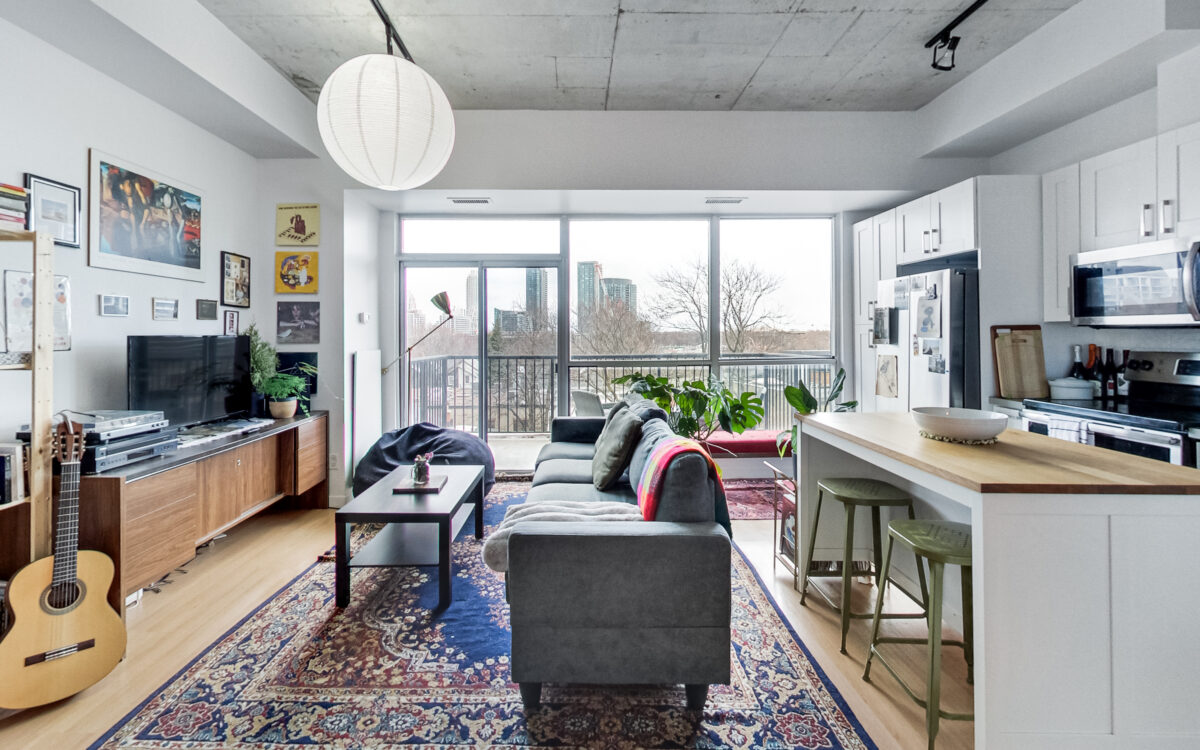 King West Loft Living: Style, Space & Skyline Views in the Heart of Downtown Toronto