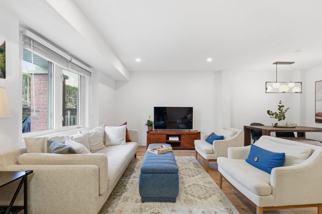 Just Listed! Stunning Three Bed King West Townhome at 39 Sudbury Street