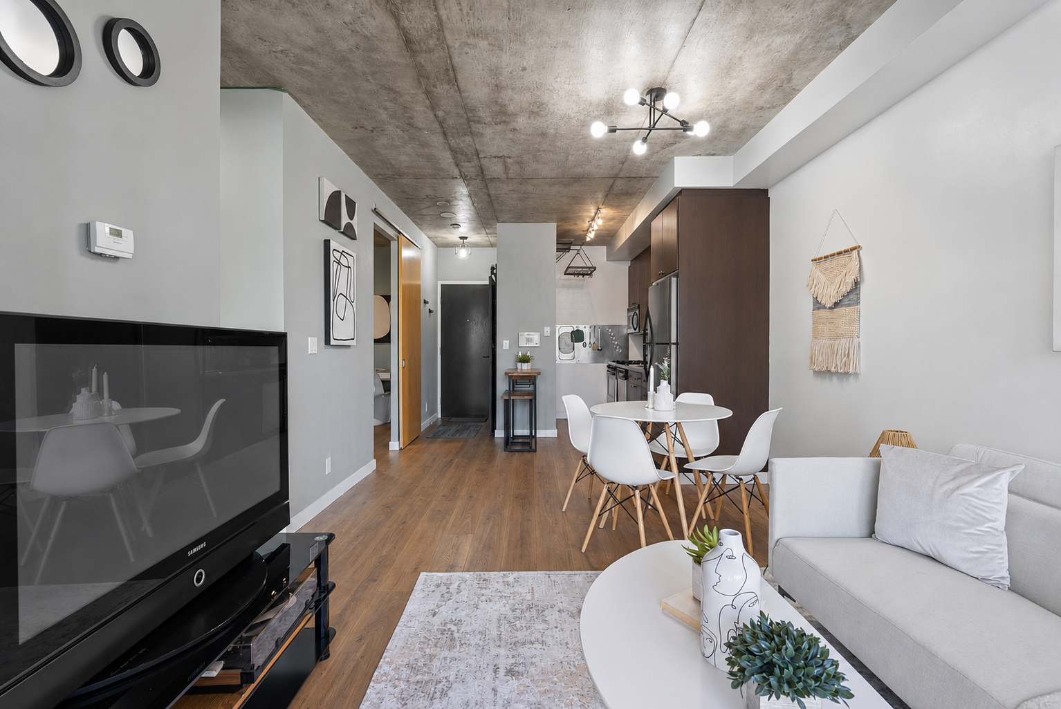 Living 2 | Liberty Village Toronto | Your Online Neighbourhood Guide